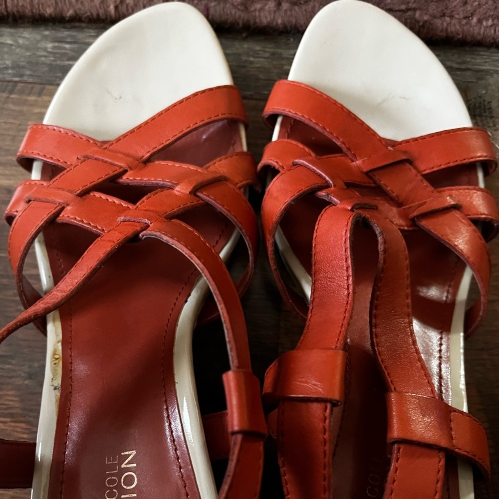 Kenneth Cole Rust colored strap sandals